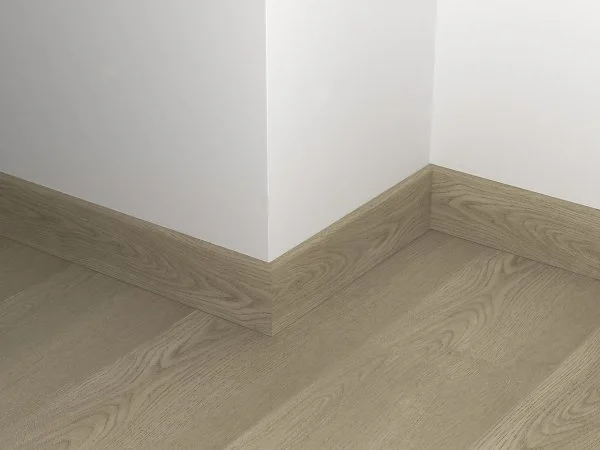 Кварцевый плинтус Alpine Floor Grand Sequoia 11-18 Шварцевальд в Новосибирске