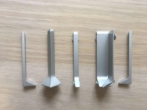 Соединитель для плинтуса ЭлитПроф Плоский 100 (Алюм) в Новосибирске