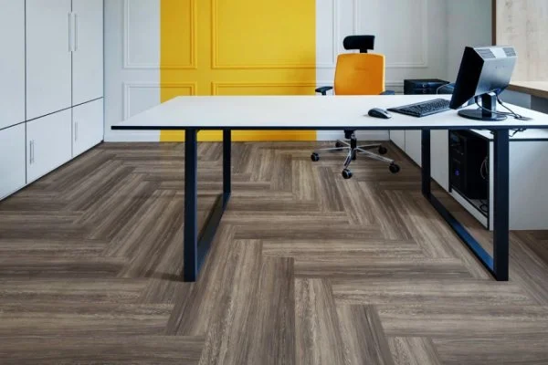 Виниловый пол Floor Factor Herringbone Brushed Smoke Oak в Новосибирске