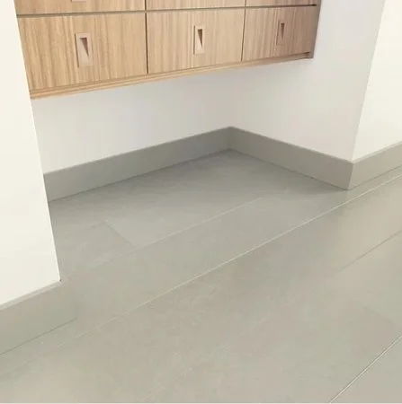 Плинтус NMC Wallstyl FD2S (110х15х2000 мм) в Новосибирске