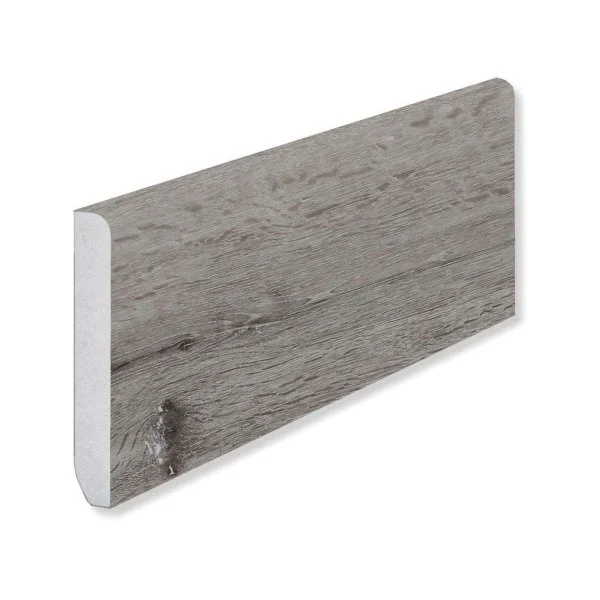 Кварцевый плинтус Fargo 1602 Дуб Каменный Берег градиент 80х11х2200 мм в Новосибирске